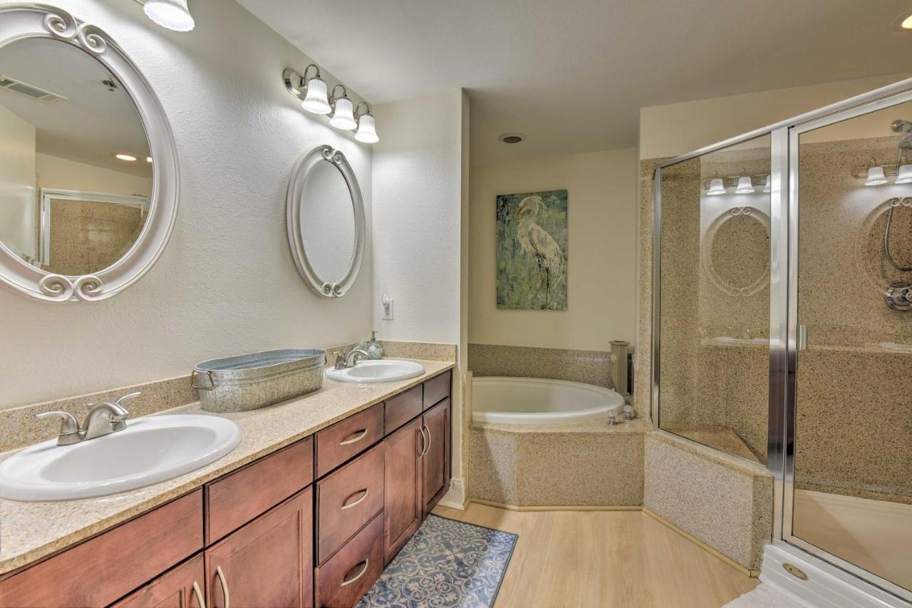 Comfy Pcb Condo With View And Private Beach Access! Panama City Beach Bagian luar foto